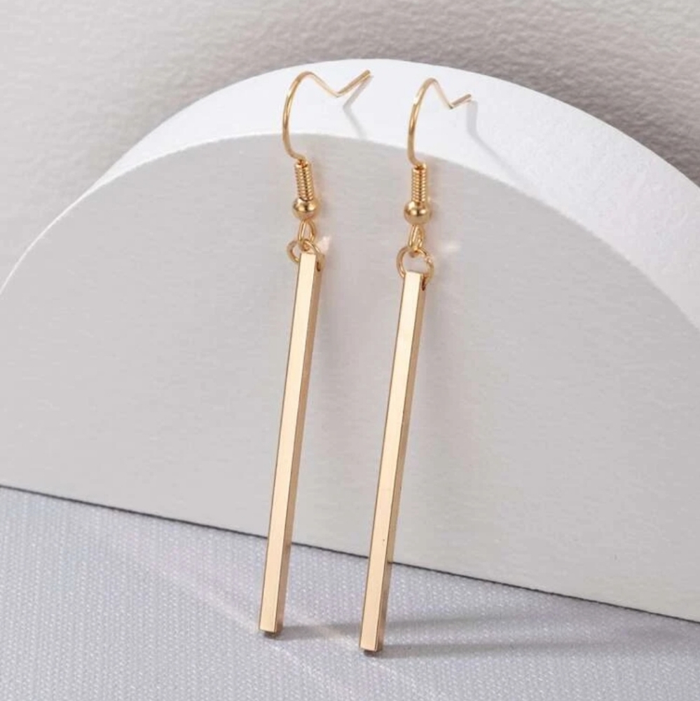Gold drop earrings